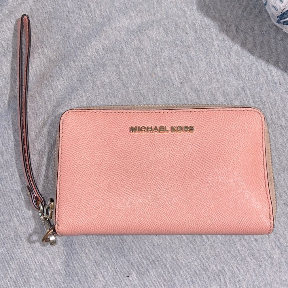 Michael Kors Wristlet